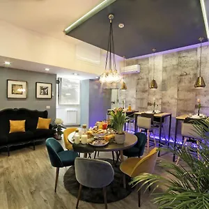 Bourbon House Panzió