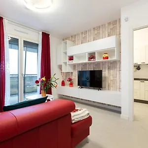 Apartment Fiera Flat With Garage